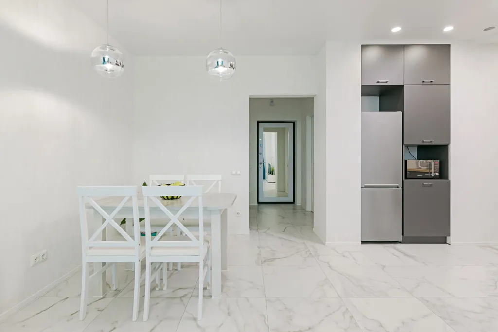 Современная двухкомнатная квартира на 17 этаже