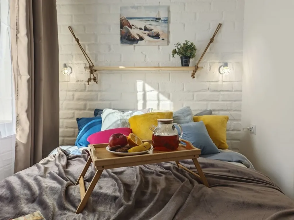 Уютная студия на двоих с кроватью-трансформером