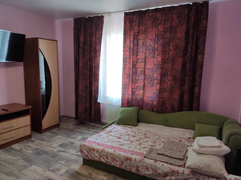 Коттедж Уютный коттедж возле Лазурной набережной — Евпатория