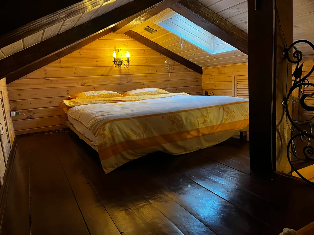 Шале на берегу