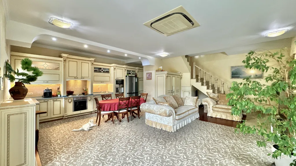 Коттедж Вилла возле Царской тропы в Нижней Ореанде — Ореанда