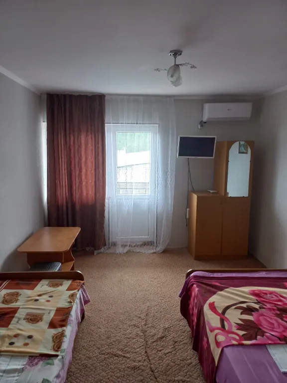 Квартира Комната — аренда посуточно в Лоо