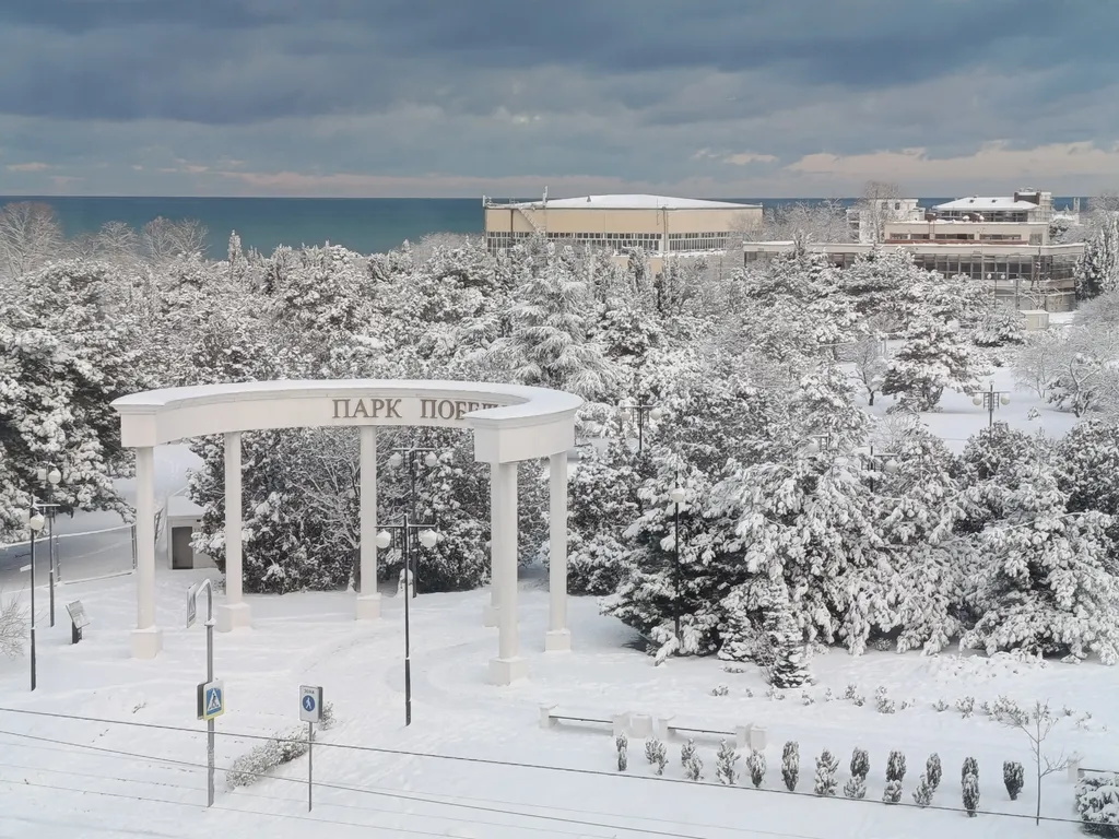 Уютная квартира с шикарным видом на море и парк с фонтанами — аренда посуточно в Севастополь