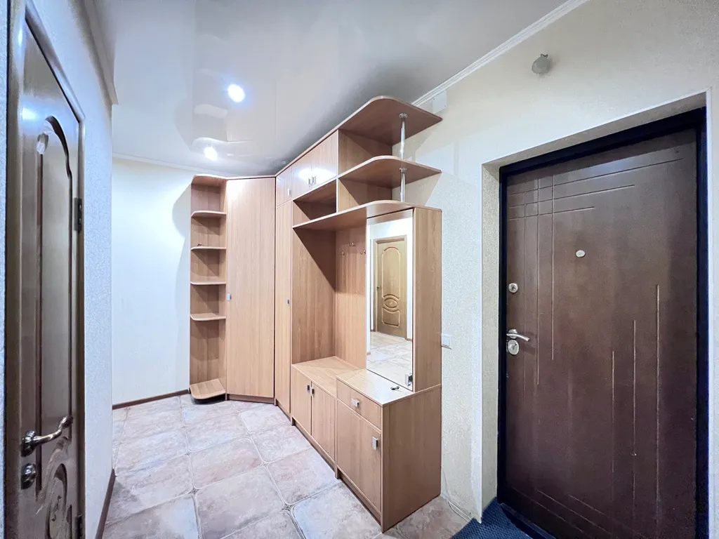 Квартира на набережной с видом на реку