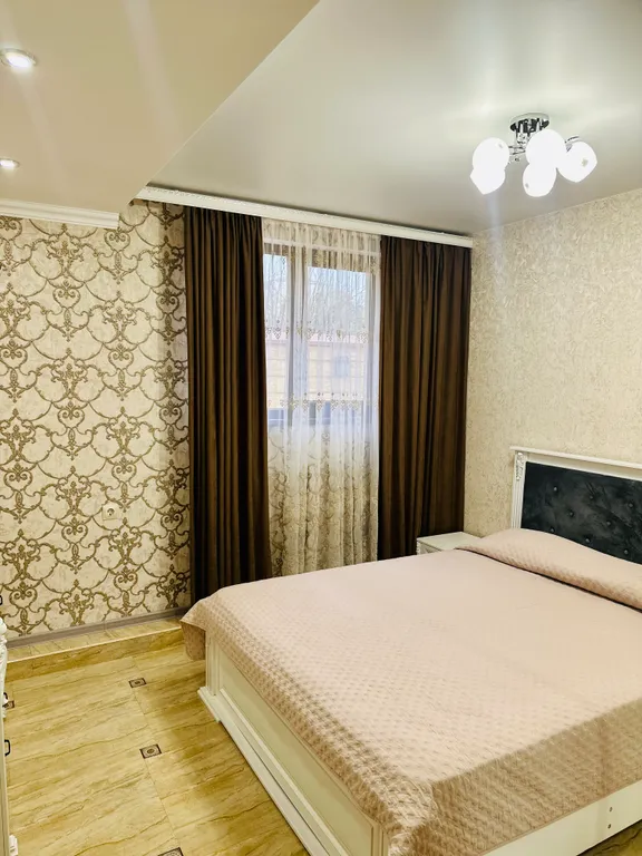 Квартира 3-комнатная Квартира — Кучук-Дере