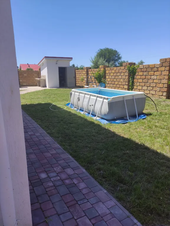 Коттедж Дом в 5 минутах от моря — Новоотрадное