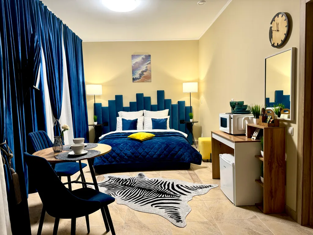 Двухместный номер с 1 кроватью улучшенный (7)