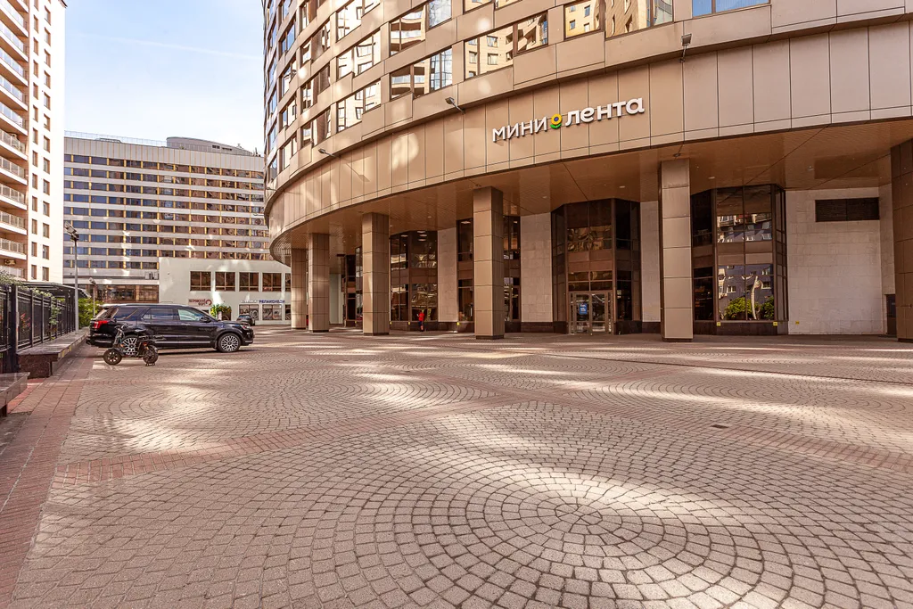 Элитный дом у крейсера Аврора