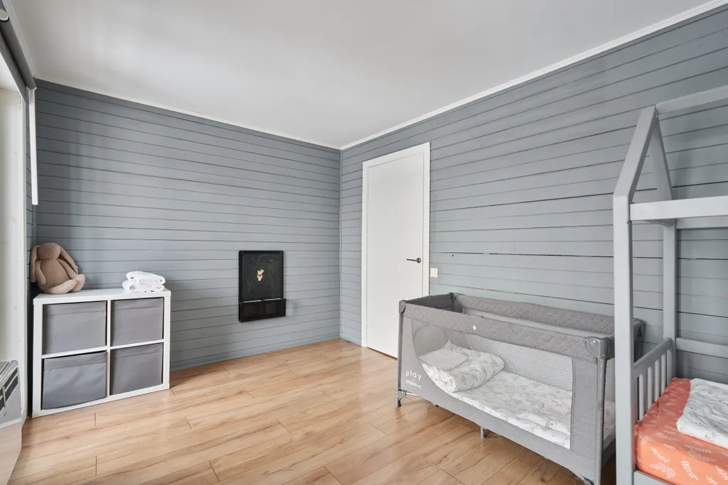 Коттедж Большой семейный дом с панорамными окнами у леса и озера — Семеновское