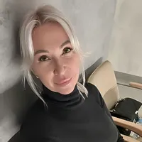 Елена Ли