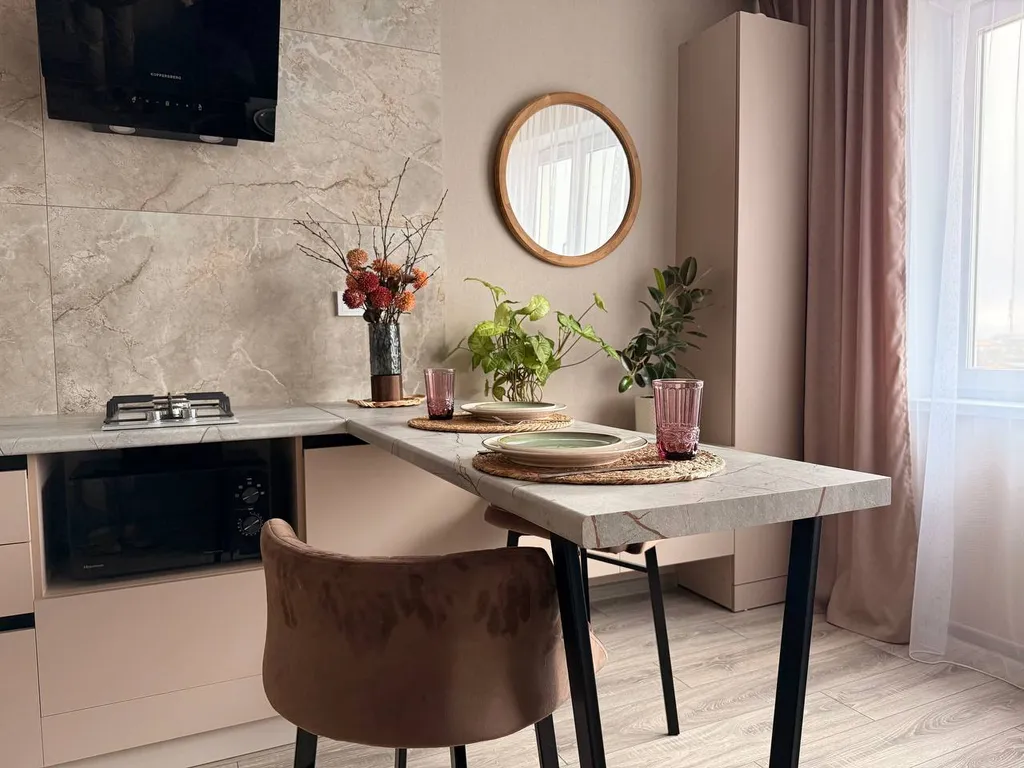 Квартира Стильная дизайнерская однушка в новом спальном районе — аренда посуточно в Смоленск