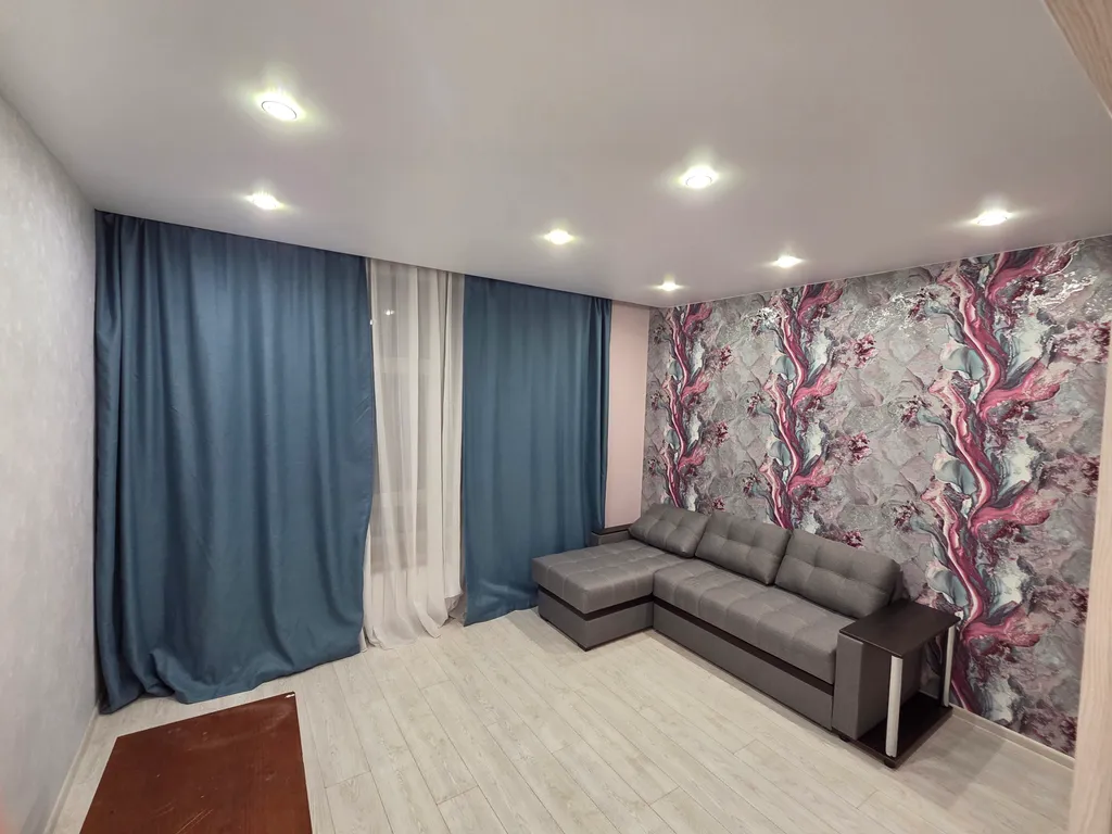 Теплая светлая двухкомнатная квартира в самом центре города — аренда посуточно в Нарьян-Мар