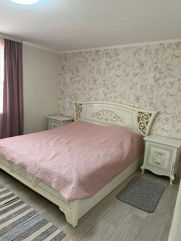 Дом с баней на берегу реки в 10 минутах от центра города