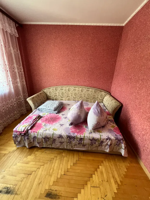 4-комнатная Квартира