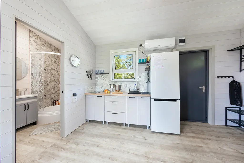 Коттедж Дом у моря Можжевеловый — Южная Озереевка