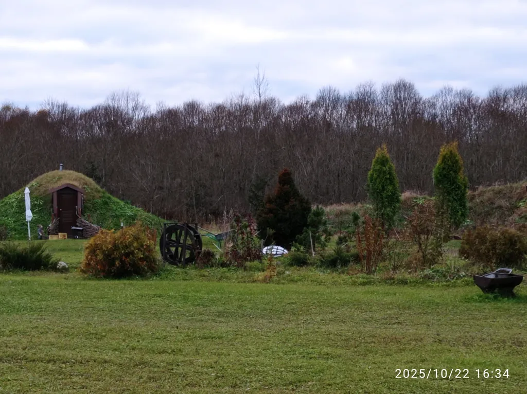Коттедж Домик хоббита — Синковицы