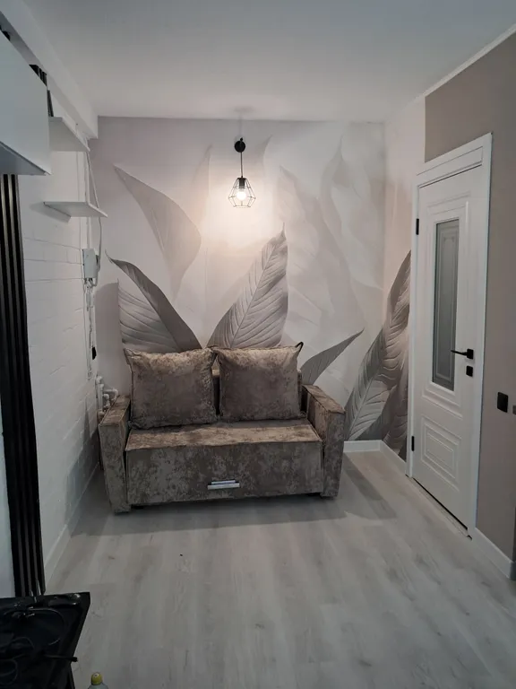 Комната-студия с отдельным входом