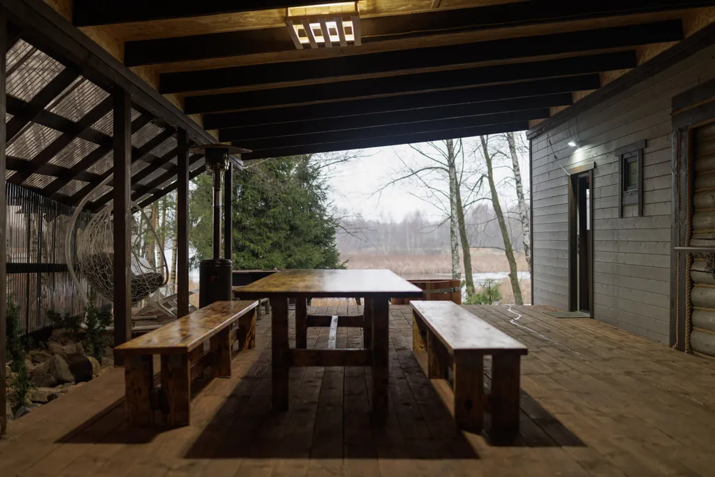 Новый развлекательно-банный комплекс на берегу реки