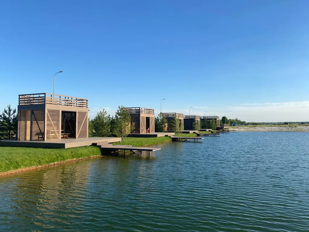 Большой панорамный дом с камином и сауной