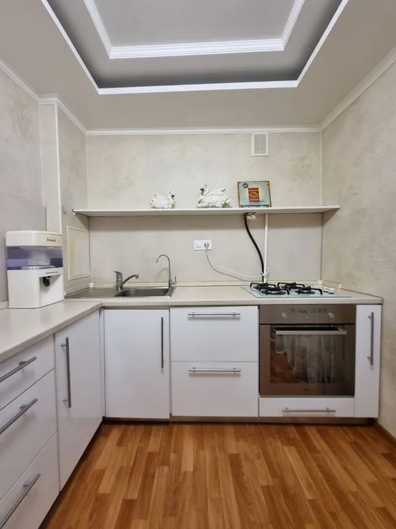 Сoлнeчнaя, пpоcторная 2-комнатная квaртиpа рядом с ДBГУПC