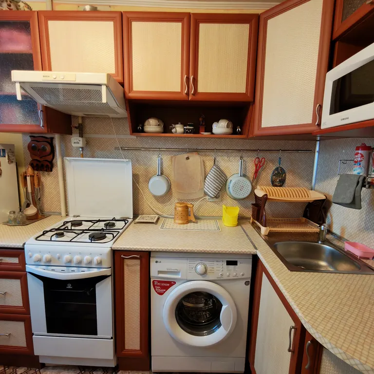 Квартира Бюджетная квартира "Дёшево и СерДЕЧНО". — Кировск