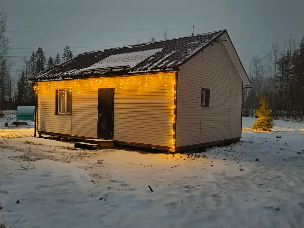 Коттедж Уютный домик с сауной в тихой части города в окружении зелени — аренда посуточно в Петрозаводск