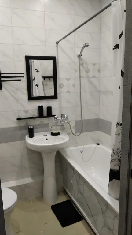 Замечательн квартира-студия на въезде в город и красивым видом на горы