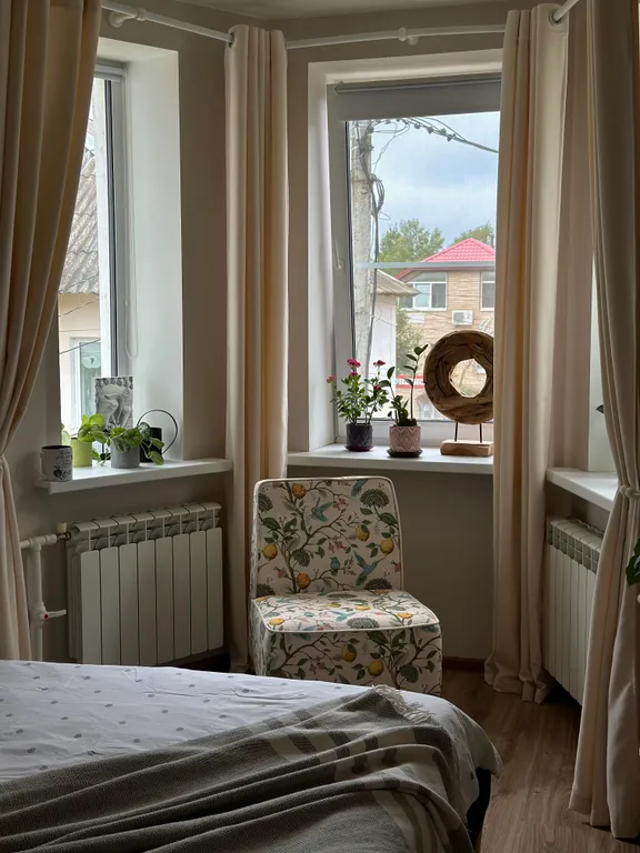 Двухкомнатная квартира над кофейней в центре Валдая