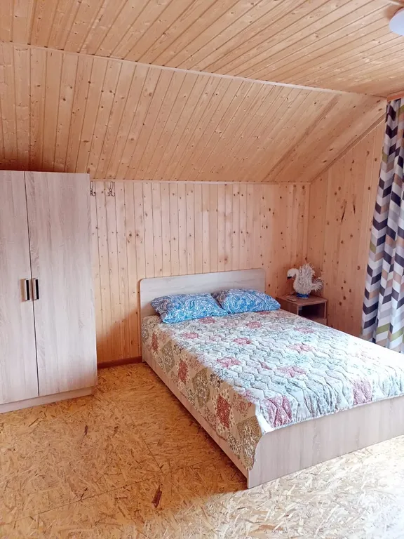 Дом на Охотничьем в центре посёлка