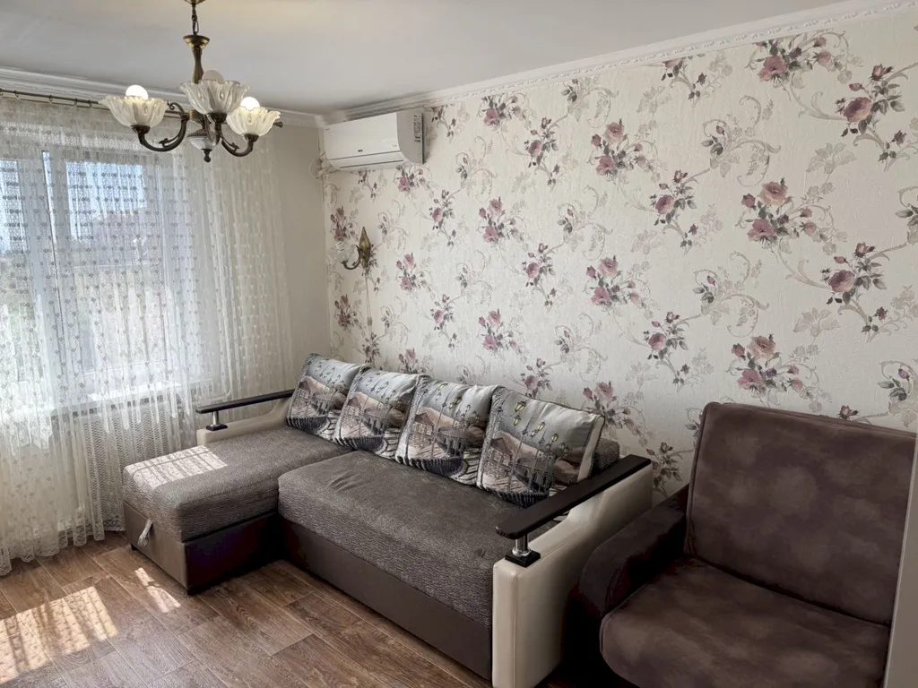 Квартира 2хкомнатная квартира 9 мин до пляжа, балкон, вид на море - Толстый мыс — Геленджик