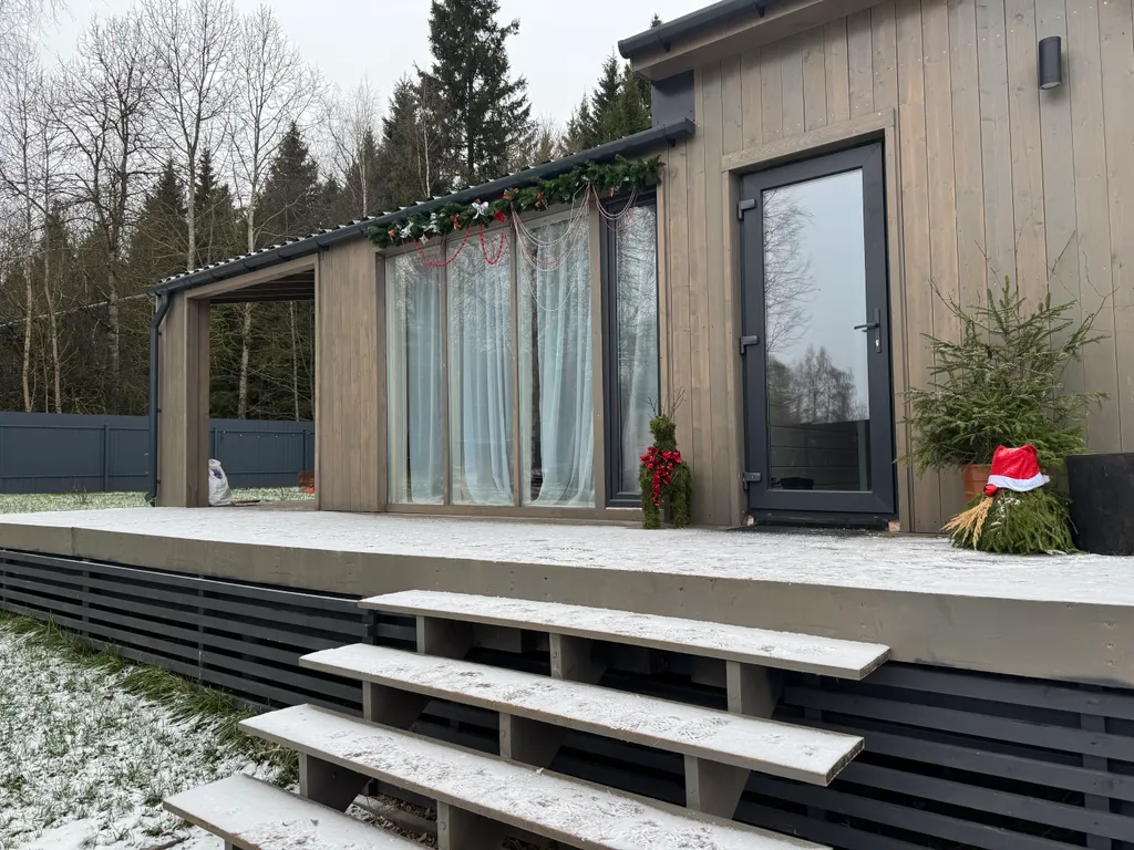 Коттедж Уютный дом на опушке леса с баней и сибирским банным чаном — Москва