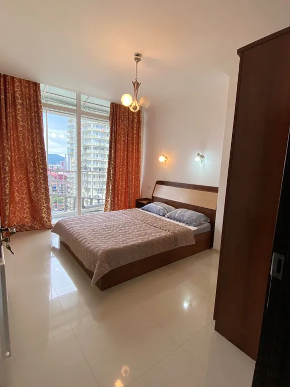 Рядом море 3 комнатную квартира, первая береговая линия