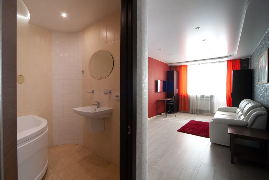 Квартира с джакузи и панорамным видом на Енисей