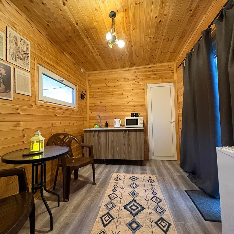 Коттедж Комфортабельный эко-домик розмарин в горах у моря — Прасковеевка