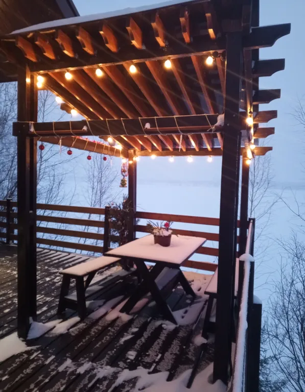 Парящий дом на Волге