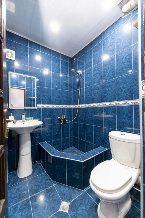 Two bedroom, newly renovated apartment