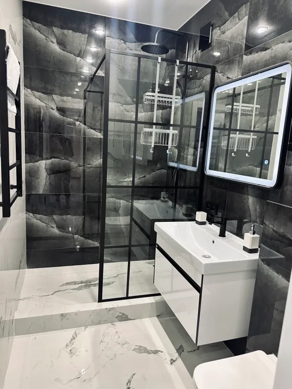 Дизайнерский апартамент в 2-уровнях в 5 минутах от моря