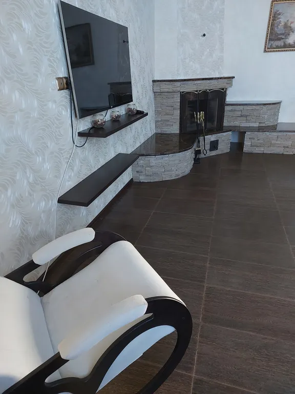 Коттедж Полдома с отдельным входом — аренда посуточно в Тюмень