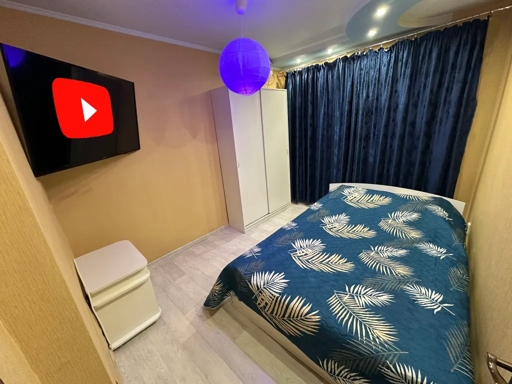 Просторная и чистая 2-к квартира в центре — аренда посуточно в Новочеркасск