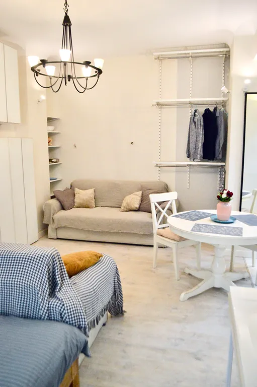 Евродвушка с кондиционером у метро