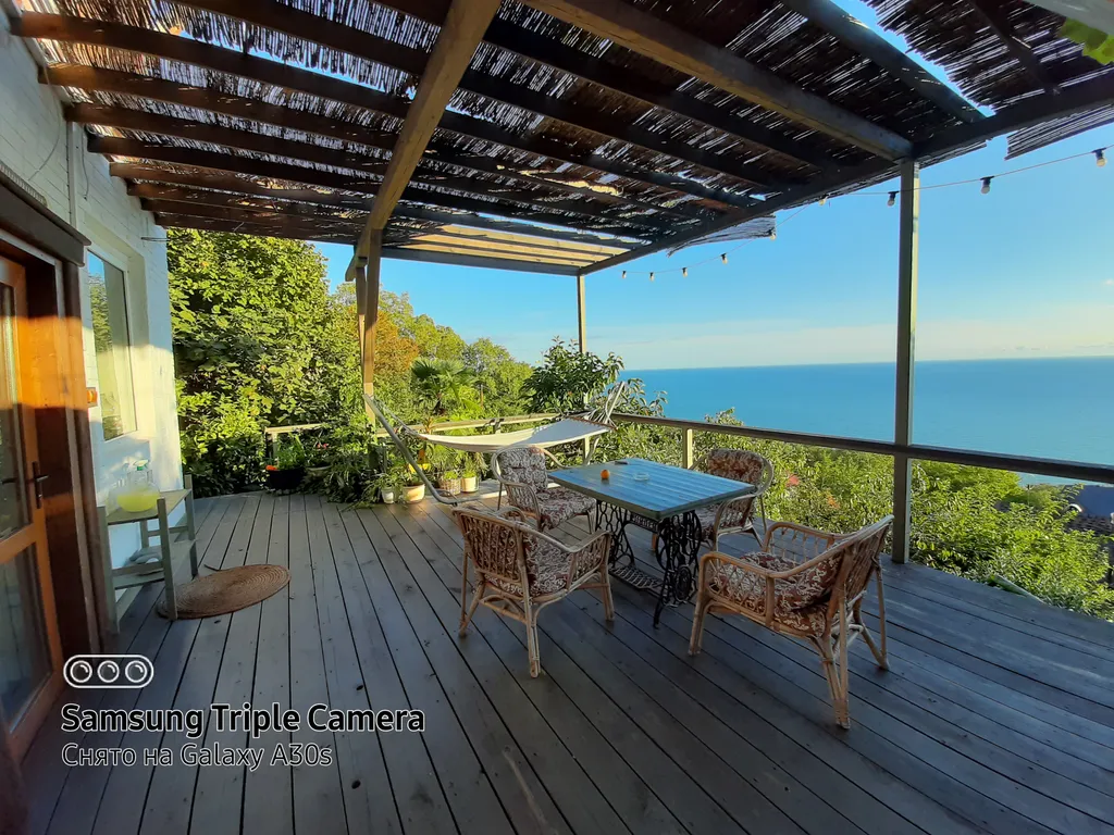 Коттедж Дом с шикарным видом на море — аренда посуточно в Сочи