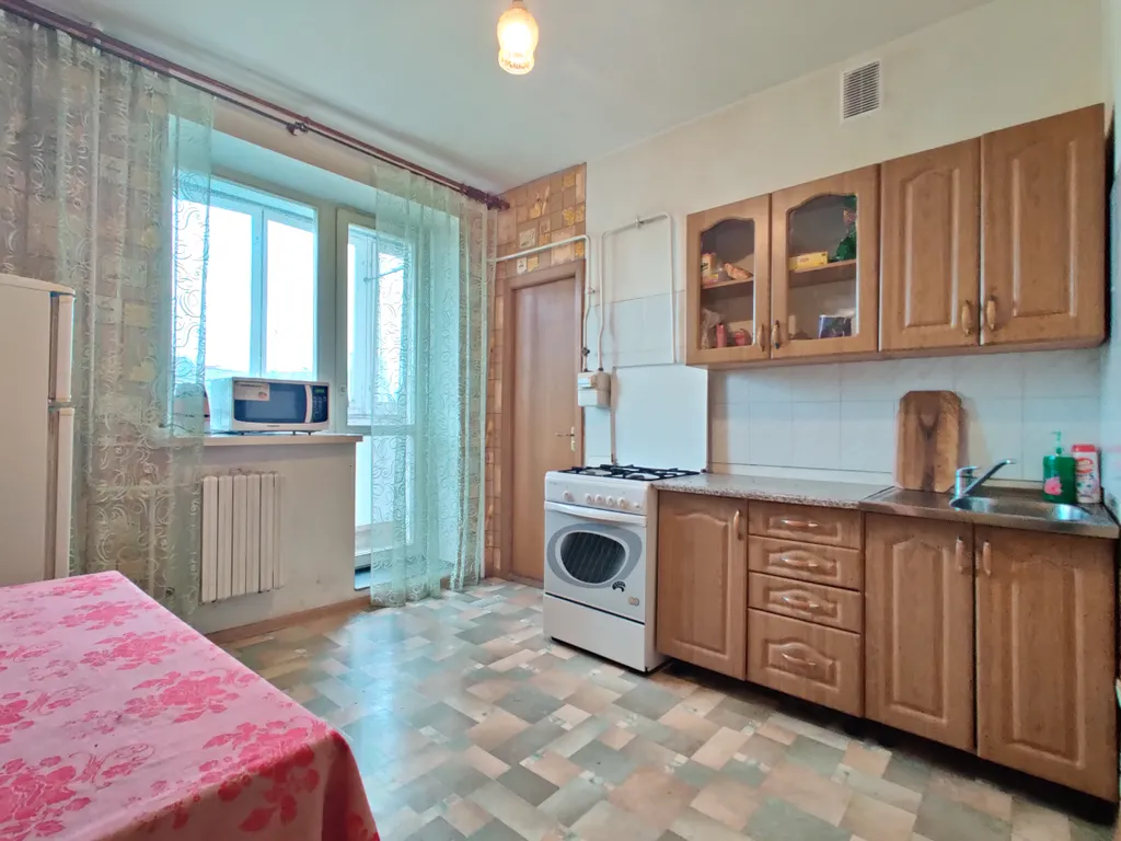 3-комнатная на площади Ленина