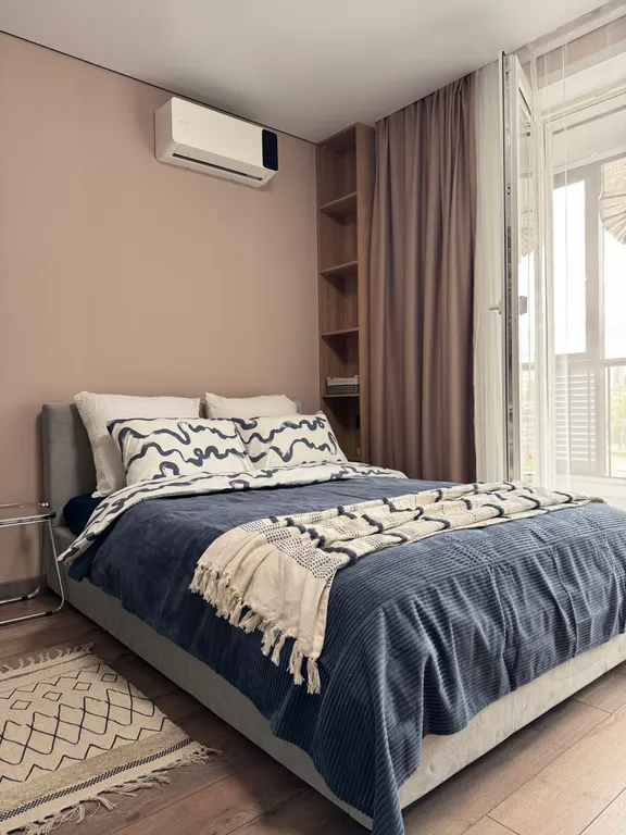 Студия на Малой