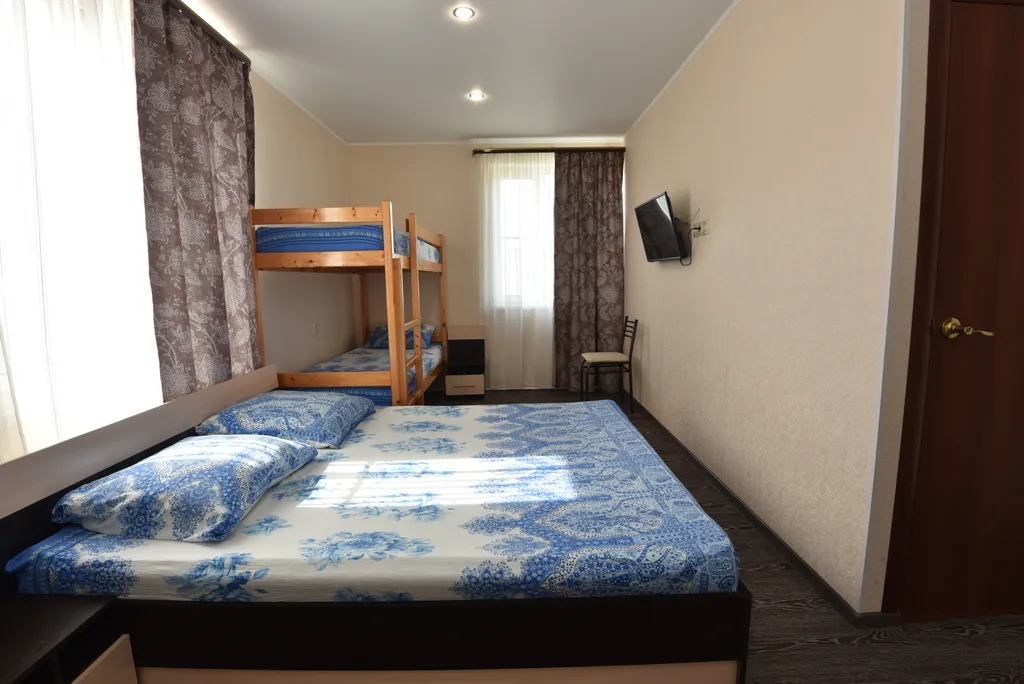 Комната у моря