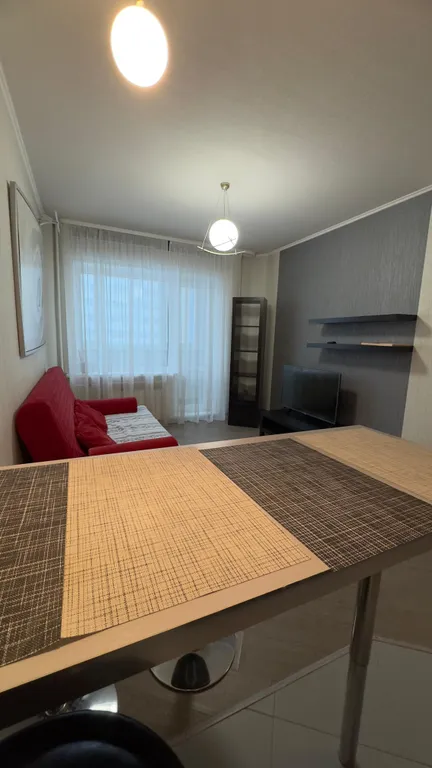 Чистая и комфортная квартира, рядом Плаза Столица Больница