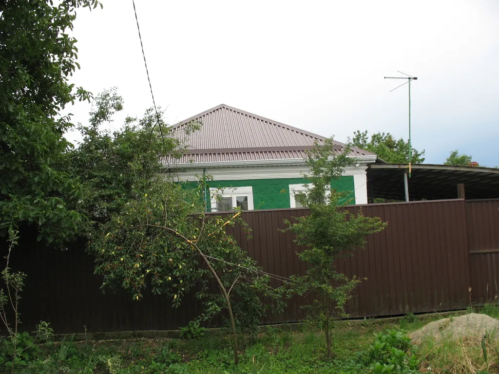 Квартира Тихий уютный домик с индивидуальной парковкой. — Лабинск