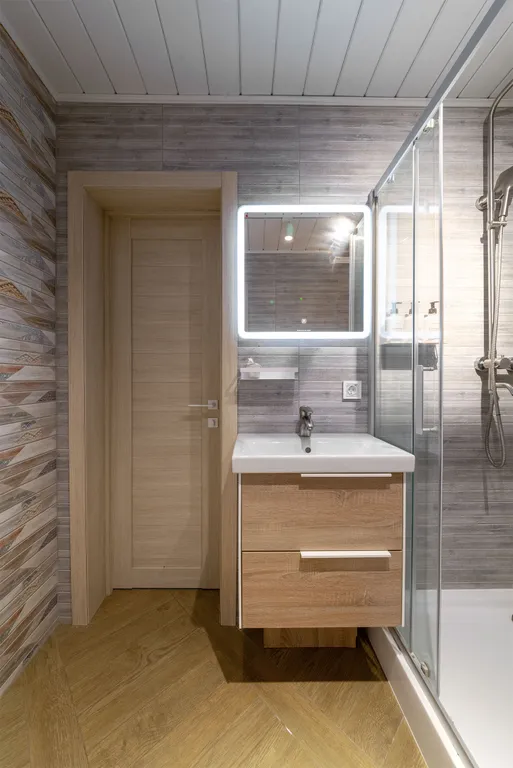 А・Фрейм ВИСТА Логиново
Дом с сауной, видом на лес и реку