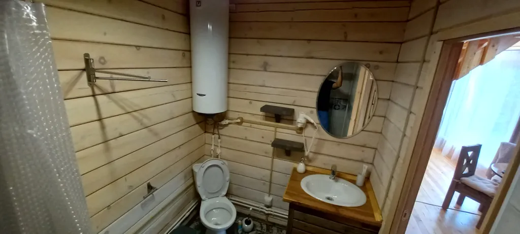 Кедровый коттедж в живописном месте Чемала