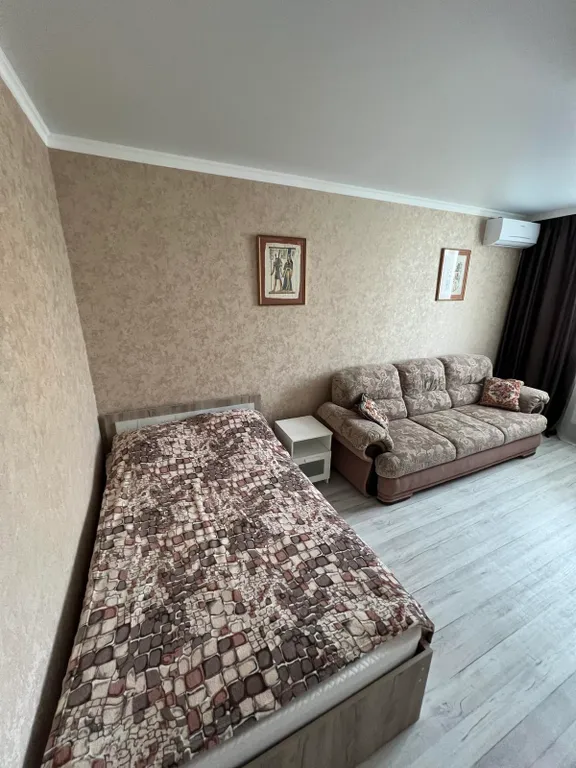 Уютная квартира возле СКК Оренбуржье