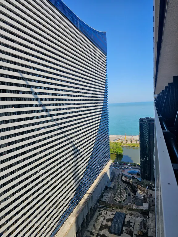 OCD2-3504 Студия на берегу Черного моря